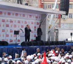 Bakan Eroğlu: Milletini seven ‘evet’ diyor