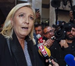 Irkçı Fransız lider Marine Le Pen’e karşı büyük birleşme